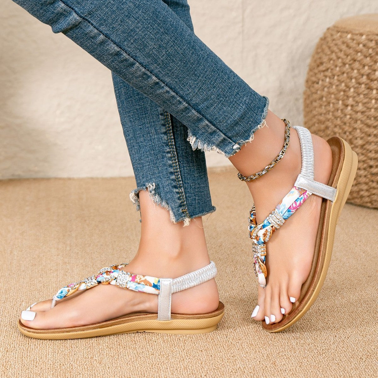 Summer women's soft sole round toe large size sandals